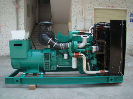 颍州1100kw康明斯柴油发电机组图片 颍州1100kw康明斯柴油发电机组图片